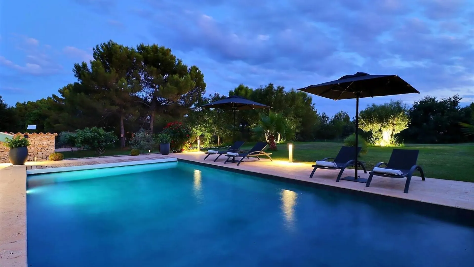 La Longere Des Cigales - 4 Stars - Swimming Pool Villa Saint-Cannat France